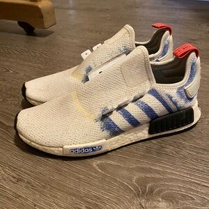 Adidas Sneakers